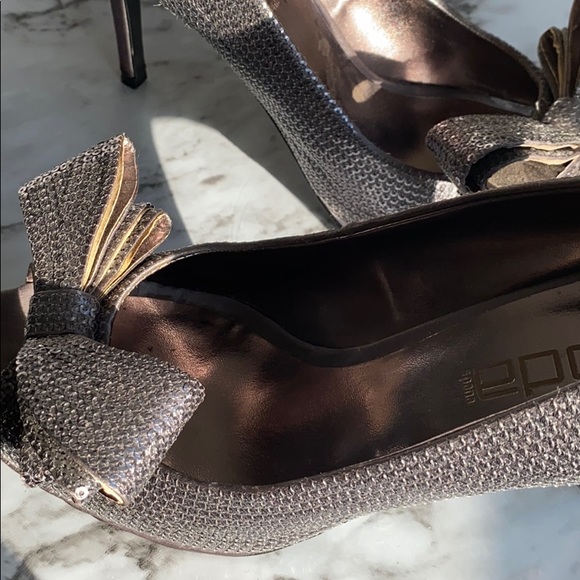 Shoes - Picture 5 of 6